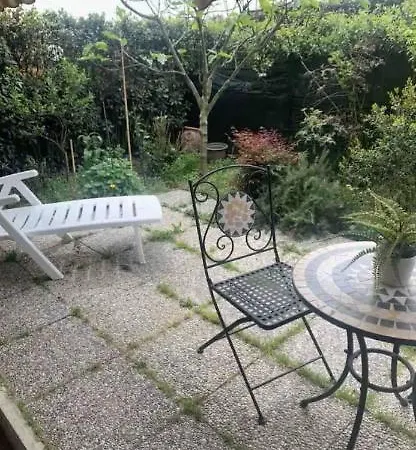 Grazioso Monolocale Con Giardino *